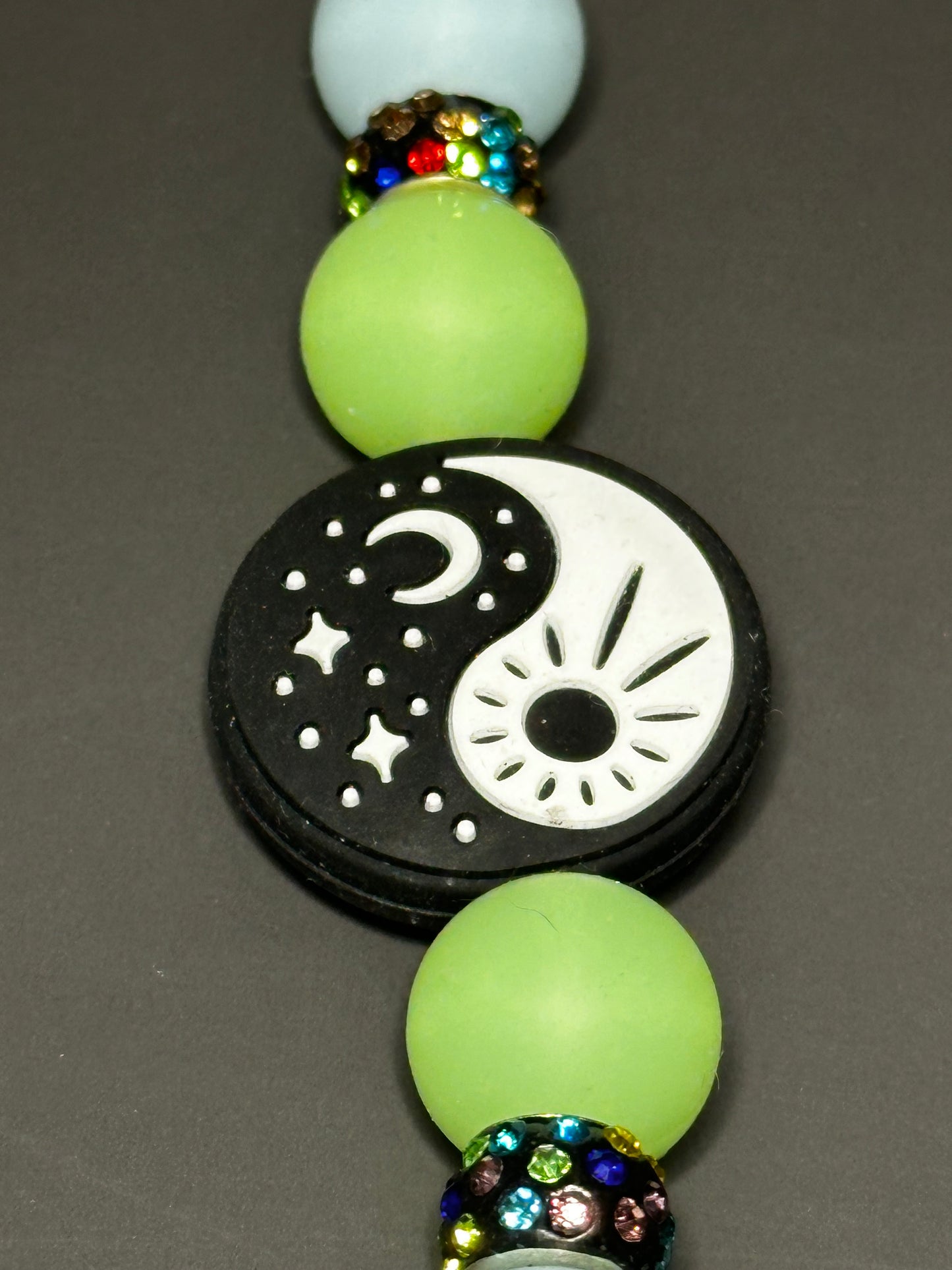 Yin Yang Phone Grip