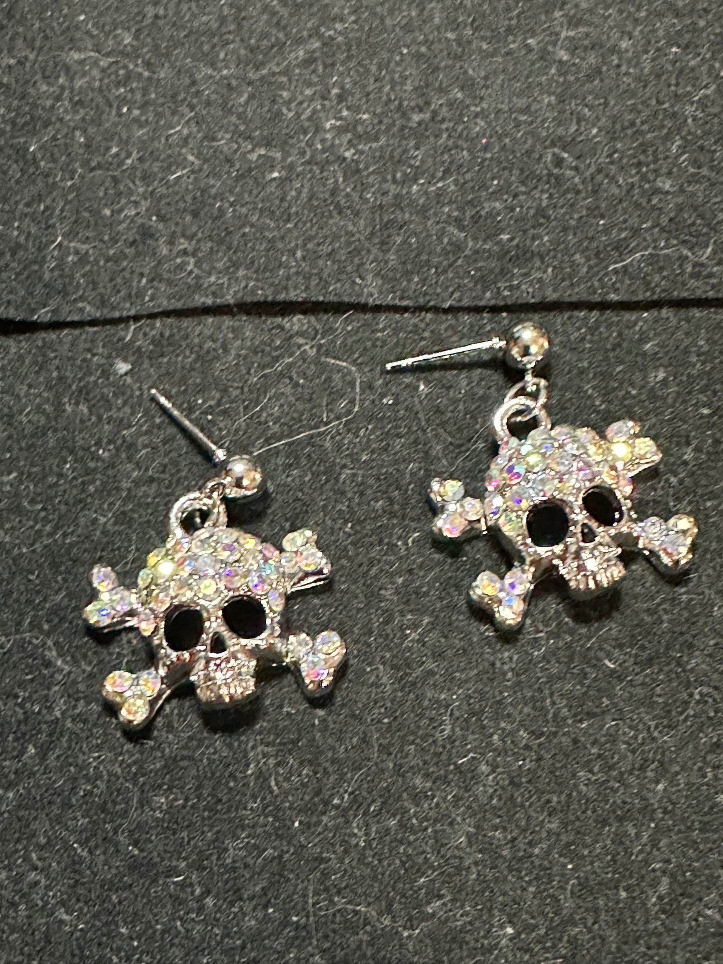 Glitzy Skulls